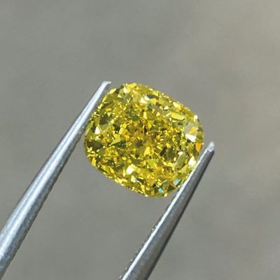 Cushion Cut HPHT Lab Grown Yellow Diamond همه اشکال موجود است