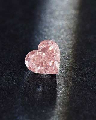 صورتی روشن فانتزی CVD آزمایشگاهی رشد یافته مصنوعی الماس صورتی شکل قلب 2.69ct