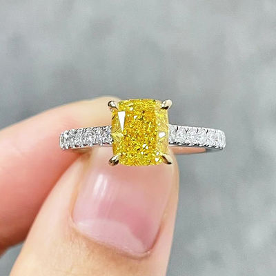 18K طلایی سفید لابراتوار ساخته شده الماس حلقه نامزدی 1.05ct فانتزی زرد روشن