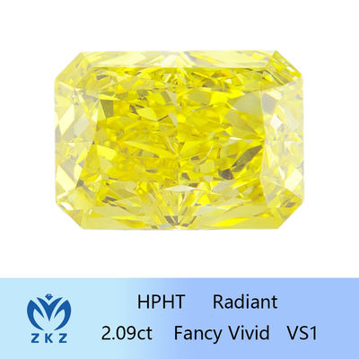 HPHT Fancy Vivid Yellow Diamond Mande Radiant Cut 2.09ct دارای گواهینامه IGI
